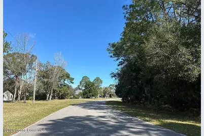 25 Village Drive, Ormond Beach, FL 32174 - Photo 4