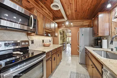 1055 S Brevard Avenue, Cocoa Beach, FL 32931 - Photo 14