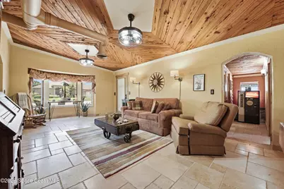 1055 S Brevard Avenue, Cocoa Beach, FL 32931 - Photo 2