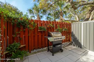 8762 Live Oak Ct, Cape Canaveral, FL 32920 - Photo 12