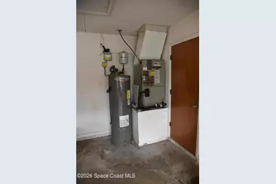 988 Hunt Street NW, Palm Bay, FL 32907 - Photo 38