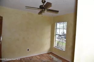988 Hunt St NW, Palm Bay, FL 32907 - Photo 8