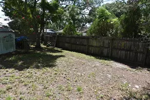 988 Hunt St NW, Palm Bay, FL 32907 - Photo 34