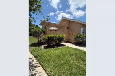 1440 Malibu Circle NE #101, Palm Bay, FL 32905 - Photo 2