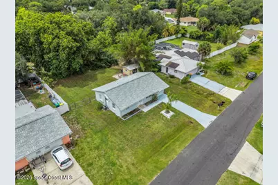 18634 Goodman Circle, Port Charlotte, FL 33948 - Photo 12