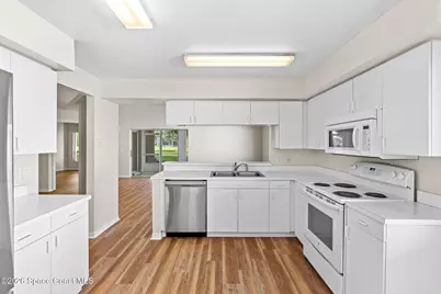 4721 Silver Heron Drive, Melbourne, FL 32934 - Photo 14