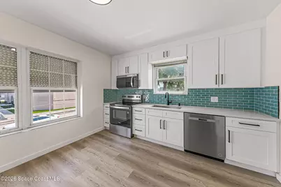 1008 E Strawbridge Avenue, Melbourne, FL 32901 - Photo 10
