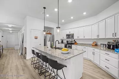 527 Glaspell Circle SE, Palm Bay, FL 32909 - Photo 10