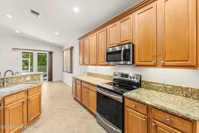 6223 Dorchester Way, Vero Beach, FL 32966 - Photo 6