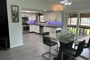 135 Palm Cir, Melbourne, FL 32940 - Photo 12