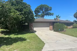 135 Palm Cir, Melbourne, FL 32940 - Photo 38