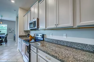 2723 Hilliard Dr, Wesley Chapel, FL 33545 - Photo 18