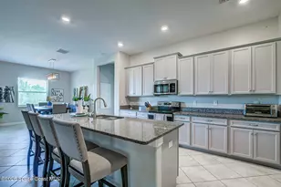 2723 Hilliard Dr, Wesley Chapel, FL 33545 - Photo 12