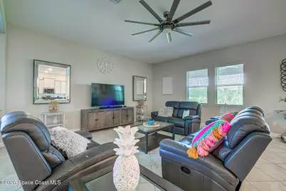 2723 Hilliard Drive, Wesley Chapel, FL 33545 - Photo 8