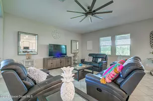 2723 Hilliard Dr, Wesley Chapel, FL 33545 - Photo 8