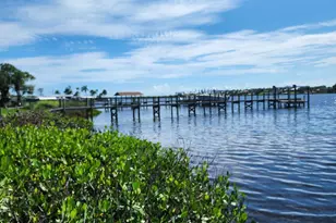 9581 Parker Dr, Micco, FL 32976 - Photo 8