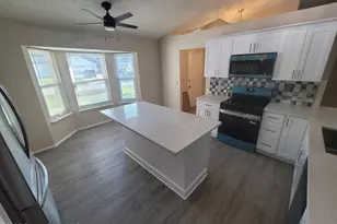 782 Simon St SE, Palm Bay, FL 32909 - Photo 10