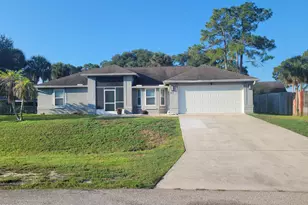 782 Simon St SE, Palm Bay, FL 32909 - Photo 2