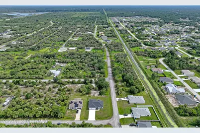 601 Yardley Street SW, Palm Bay, FL 32908 - Photo 38