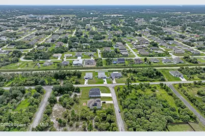 601 Yardley Street SW, Palm Bay, FL 32908 - Photo 38