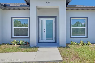 601 Yardley Street SW, Palm Bay, FL 32908 - Photo 6