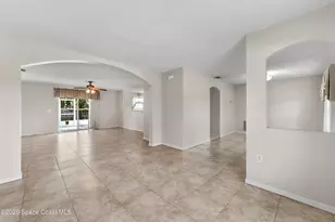 1324 Mandys Ct, Melbourne, FL 32934 - Photo 6
