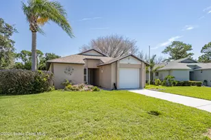 367 Cypress Point Dr, Melbourne, FL 32940 - Photo 2