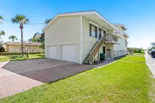 558 Harrison Ave, Cape Canaveral, FL 32920 - Photo 4