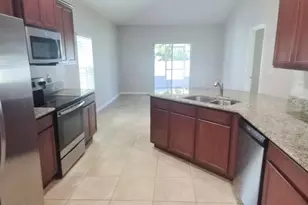 3814 Radley Dr, Melbourne, FL 32904 - Photo 2