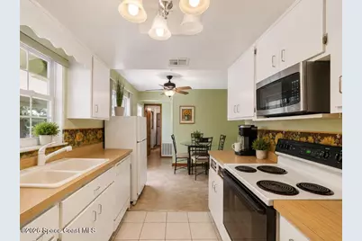 689 Caballero Avenue SE, Palm Bay, FL 32909 - Photo 2