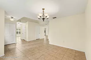 1343 Sorento Cir, Melbourne, FL 32904 - Photo 2