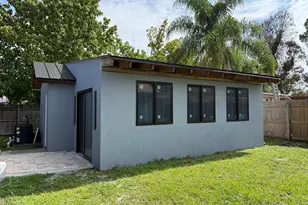 913 Dupont St NE, Palm Bay, FL 32907 - Photo 8