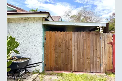 913 Dupont Street NE, Palm Bay, FL 32907 - Photo 4