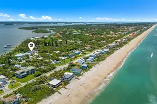 7866 Casuarina Dr, Melbourne Beach, FL 32951 - Photo 10