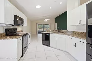 4257 Mt Carmel Ln, Melbourne, FL 32901 - Photo 18