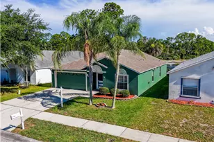 4257 Mt Carmel Ln, Melbourne, FL 32901 - Photo 6