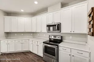 935 Potenza Dr, West Melbourne, FL 32904 - Photo 10