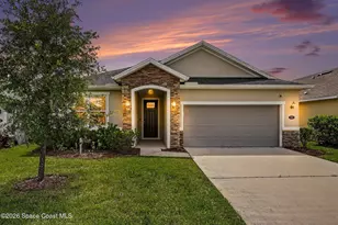 935 Potenza Dr, West Melbourne, FL 32904 - Photo 2