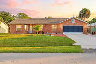 965 Elmont St NW, Palm Bay, FL 32907 - Photo 2