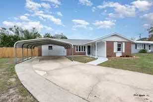 1650 Leach Cir, Titusville, FL 32780 - Photo 2