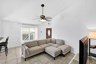 956 Lyon St, Lake Wales, FL 33853 - Photo 2