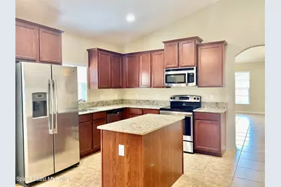 760 Fiddleleaf Circle, Melbourne, FL 32904 - Photo 8
