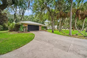 1808 Live Oak Dr N, Rockledge, FL 32955 - Photo 2