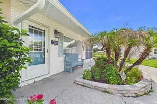 7232 Omega Ct, Zephyrhills, FL 33541 - Photo 8