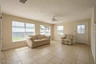 2882 Pembroke Rd, Melbourne, FL 32935 - Photo 4