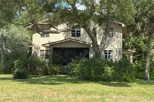 803 Rockledge Dr, Rockledge, FL 32955 - Photo 2