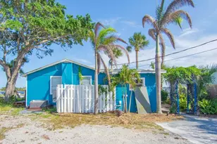 3965 Canal Dr, Sebastian, FL 32976 - Photo 10