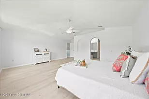 2041 Brookshire Cir, Melbourne, FL 32904 - Photo 20