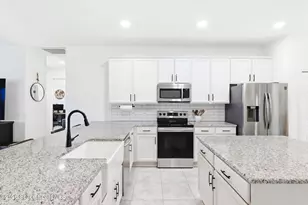 712 Duncan Rd SE, Palm Bay, FL 32909 - Photo 4