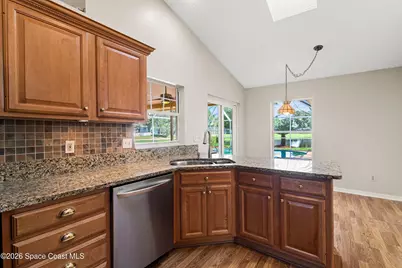 2550 Red Maple Place, Melbourne, FL 32935 - Photo 18